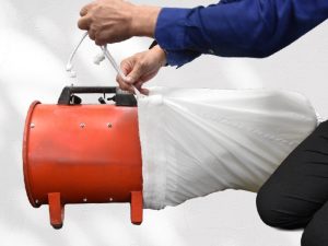 絞り紐で幅広い送風機サイズに対応